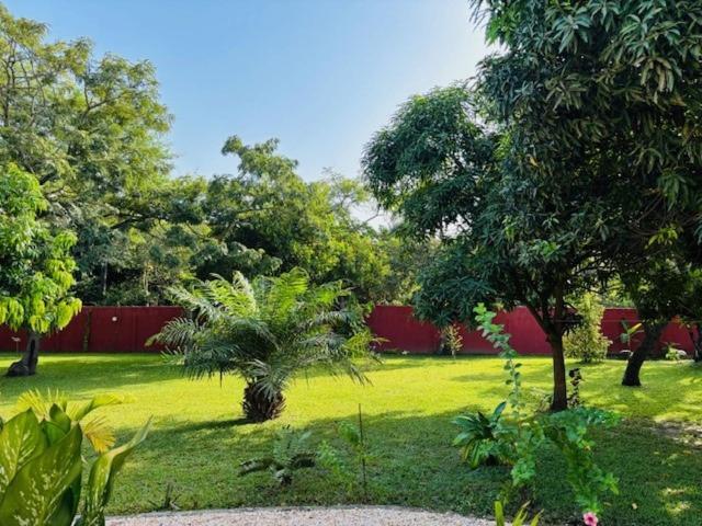 Heda House Bed & Breakfast Sanyang Екстериор снимка